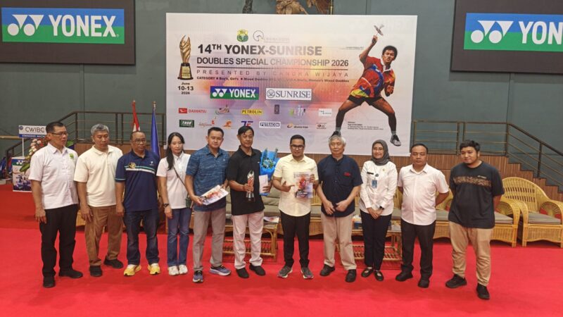 pembukaan 14th YONEX Championship yang digelar oleh Candra Wijaya International Badminton Center, Jelupang, Serpong Utara