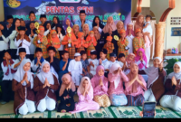 Suasana Pentas Seni dan Pembagian Rapor PAUDQU-TKA-TPA-TPQ Al Hikmah di Aula Masjid Jami Raudhatul Hikmah, Pamulang, Kota Tangerang Selatan, Sabtu (20/6/2026). Kegiatan ini menjadi sarana pembentukan karakter, keberanian, kreativitas, dan kepercayaan diri anak sejak usia dini.