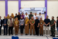 Ketua POSBANKUM Kelurahan Bojong Nangka bersama jajaran Pemerintah Kelurahan, Penyuluh Hukum Kantor Wilayah Kementerian Hukum Provinsi Banten, Lembaga Bantuan Hukum, Babinsa, Bhabinkamtibmas, Ketua RW, dan tokoh masyarakat mengikuti kegiatan Launching Pos Bantuan Hukum (POSBANKUM) dan Sosialisasi Masyarakat Sadar Hukum di Aula Kelurahan Bojong Nangka, Kabupaten Tangerang, Selasa (28/7/2026). Kegiatan ini menjadi langkah awal memperkuat literasi hukum, memperluas akses keadilan, serta mendorong penyelesaian konflik secara preventif melalui edukasi dan musyawarah.