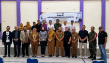 Ketua POSBANKUM Kelurahan Bojong Nangka bersama jajaran Pemerintah Kelurahan, Penyuluh Hukum Kantor Wilayah Kementerian Hukum Provinsi Banten, Lembaga Bantuan Hukum, Babinsa, Bhabinkamtibmas, Ketua RW, dan tokoh masyarakat mengikuti kegiatan Launching Pos Bantuan Hukum (POSBANKUM) dan Sosialisasi Masyarakat Sadar Hukum di Aula Kelurahan Bojong Nangka, Kabupaten Tangerang, Selasa (28/7/2026). Kegiatan ini menjadi langkah awal memperkuat literasi hukum, memperluas akses keadilan, serta mendorong penyelesaian konflik secara preventif melalui edukasi dan musyawarah.