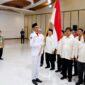 Wali Kota Tangerang H. Sachrudin saat mengukuhkan Pengurus IPSM Kota Tangerang periode 2026–2031 sekaligus mengumumkan pemberian perlindungan BPJS Ketenagakerjaan bagi seluruh Pekerja Sosial Masyarakat.